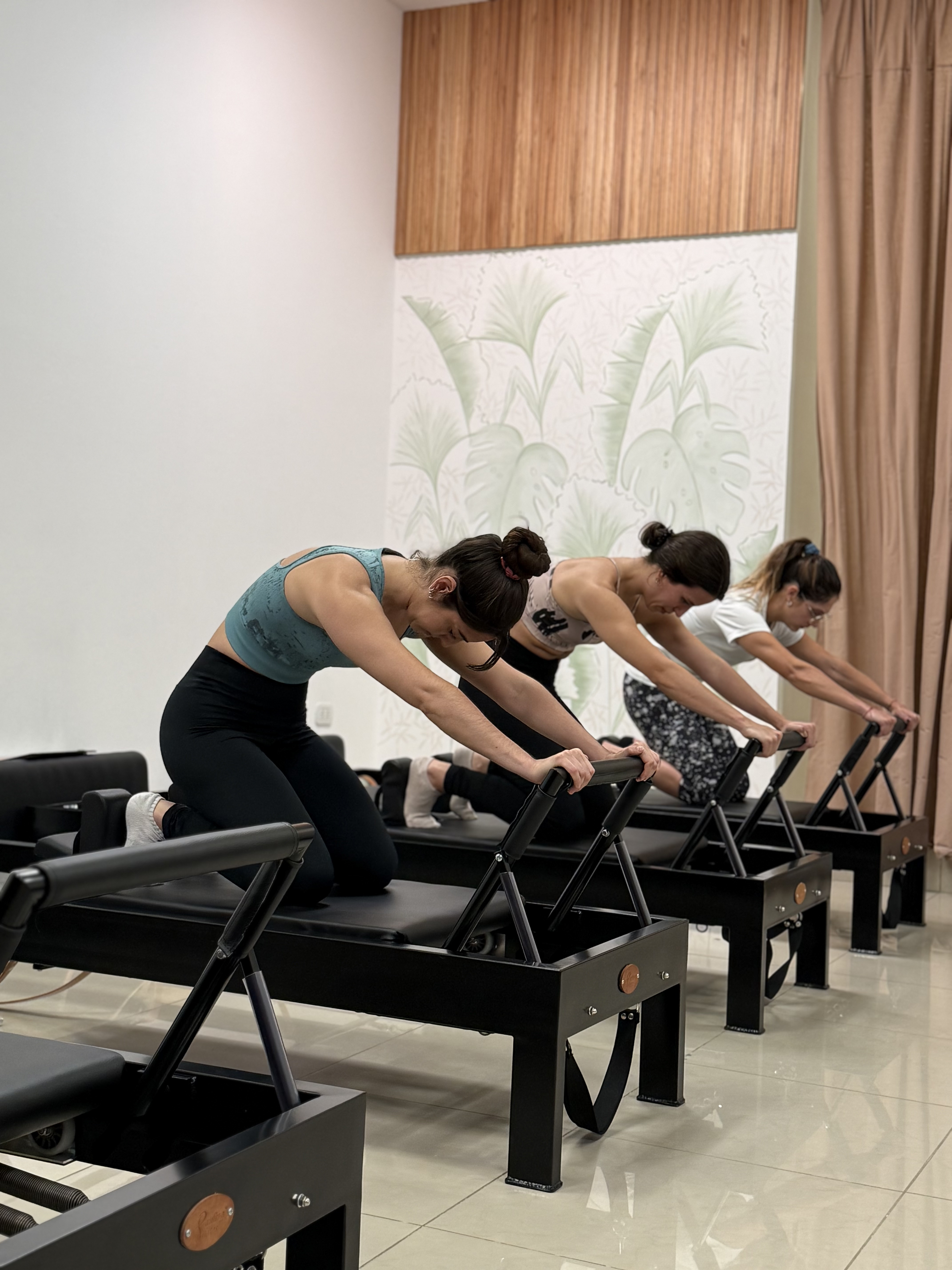 Práctica de Pilates Clásico en el estudio